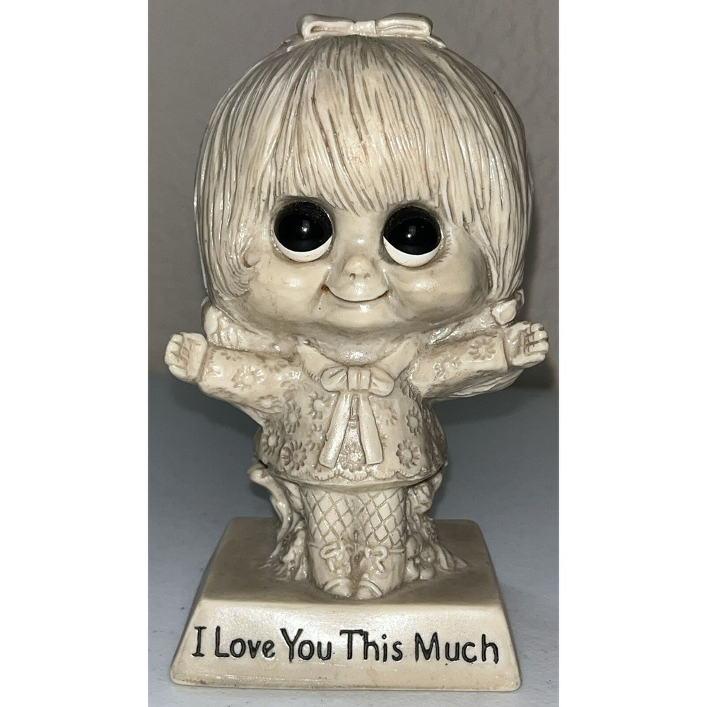 Russ/Wallace Vintage Berrie Figurine-Big Eyes-I Love You This Much 1970